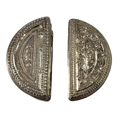 115 - TWO LATE 19TH/EARLY 20TH CENTURY BURMESE SILVER LIME BOX
Demilune form, both having chased stylised ... 