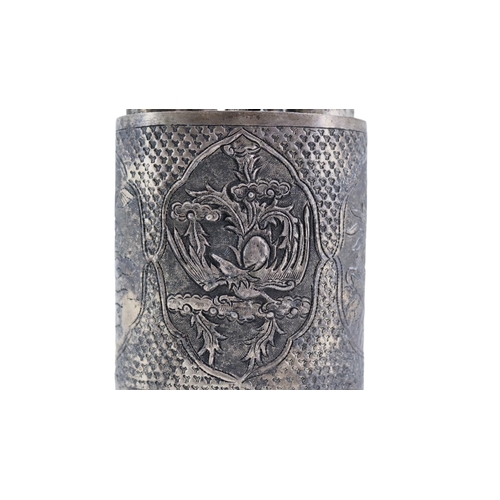 119 - A 19TH CENTURY QING DYNASTY CHINESE WATER PIPE HAVING SIX CHARACTER MARKS TO PIPE STEM
Oval cylindri... 