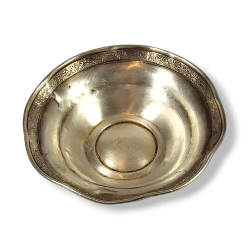 27A - ELGIN SILVERSMITH CO., NEW YORK, A 20TH CENTURY AMERICAN STERLING SILVER FOOTED BOWL
Having repeatin... 