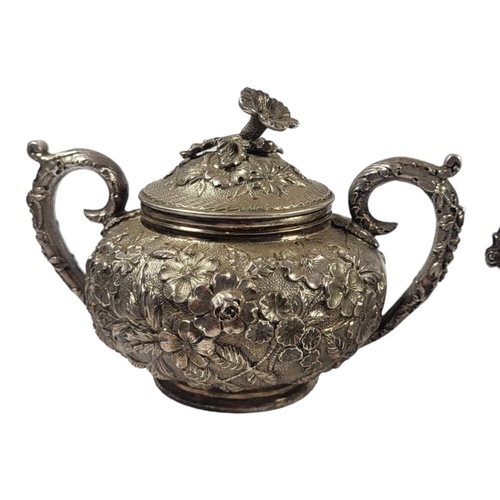 30A - S. KIRK & SON INC., A LATE 19TH/EARLY 20TH CENTURY AMERICAN STERLING SILVER LIDDED SUGAR BOWL AND CR... 