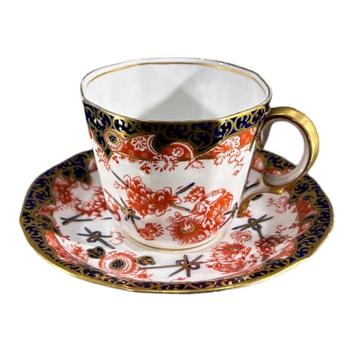 68 - EARLY 20TH CENTURY ROYAL CROWN DERBY IMARI PATTERN CUP AND SAUCER, TOGETHER WITH 19TH CENTURY AND LA... 