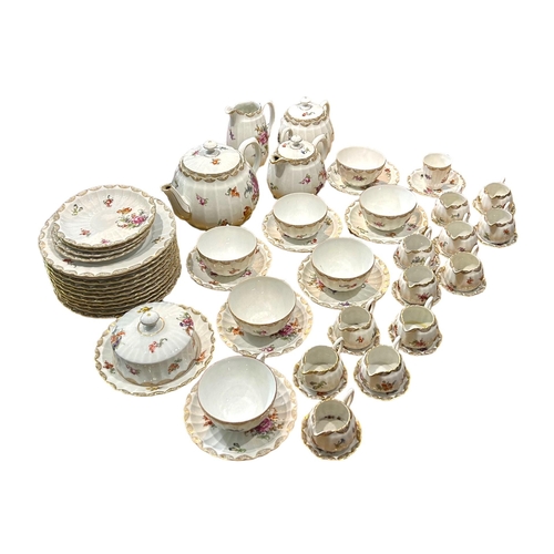 72 - PB & WÜRTTEMBERG. EARLY 20TH CENTURY GERMAN PORCELAIN PART TEA SERVICE
Comprising a teapot, coffee p... 