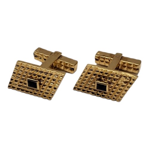 38 - PAIR OF EGYPTIAN 18CT YELLOW GOLD AND BLUE TOPAZ CUFFLINKS
Parallelogram fronts having central recta... 