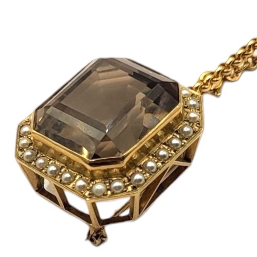 34 - A LARGE AND IMPRESSIVE VICTORIAN 9CT GOLD, SMOKEY QUARTZ AND PEARL BROOCH/PENDANT, ATTACHED TO A 9CT... 