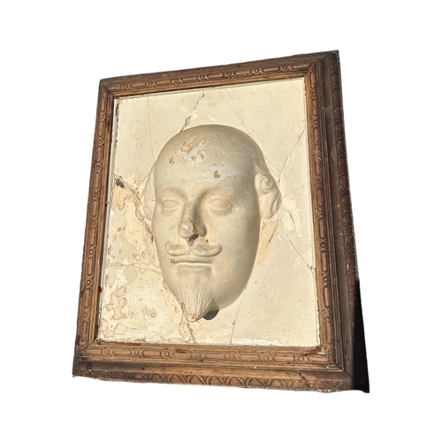 276A - A PAIR OF 19TH CENTURY VICTORIAN PLASTER PLAQUES SHOWING THE PORTRAITS OF WILLIAM SHAKESPEARE AND DA... 