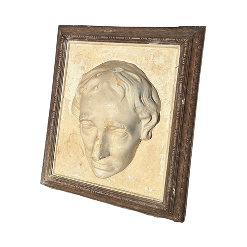 276A - A PAIR OF 19TH CENTURY VICTORIAN PLASTER PLAQUES SHOWING THE PORTRAITS OF WILLIAM SHAKESPEARE AND DA... 