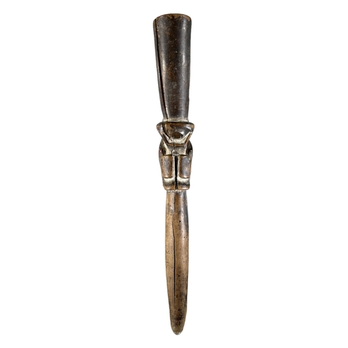 169 - IROKE IFA, YORUBA. A LATE 19TH/EARLY 20TH CENTURY CARVED WOOD DIVINATION TAPPER. (length 32.5cm)