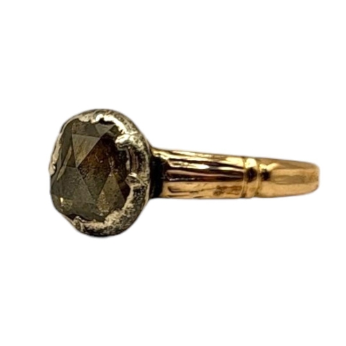 25 - GEORGIAN YELLOW METAL AND ROUGH ROSE CUT DIAMOND RING (YELLOW METAL TESTS AS 9CT GOLD)
The central r... 