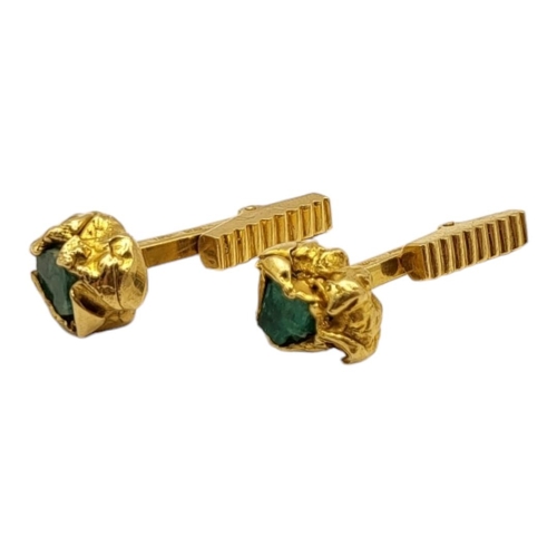 33 - A VINTAGE PAIR OF 14CT GOLD AND GREEN CHRYSOPRASE CUFFLINKS, HAVING NATURALISTIC FORM AND CUT.
(14mm... 