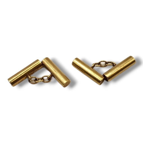 36 - A VINTAGE PAIR OF 14CT GOLD TUBULAR CUFFLINKS. 20g
(9mm x 5mm)