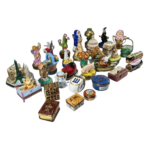 121 - LIMOGES, FRANCE, A COLLECTION OF THIRTY ‘PEINT MAIN’ TRINKET BOXES, TO INCLUDE NOVELTY EXAMPLES. Com... 