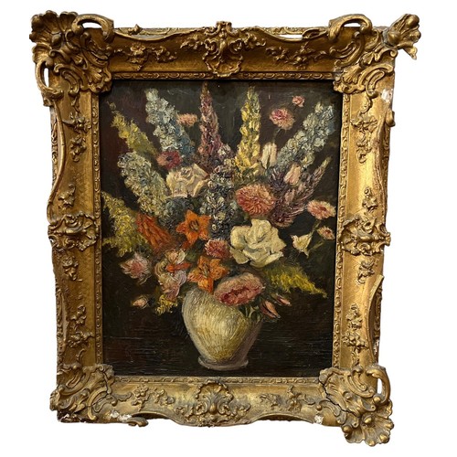 291 - AN EARLY 20TH CENTURY OIL ON CANVAS, STILL LIFE OF FLOWERS IN A VASE
Indistinctly, signed lower, rig... 