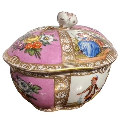 84 - AUGUSTUS REX, MEISSEN, AN 18TH CENTURY GERMAN BOWL AND COVER
Having floral and figural panels within... 