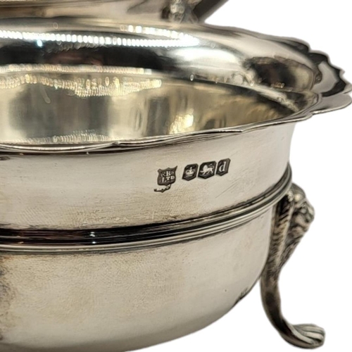 18 - FENTON BROTHERS LTD, AN EARLY 20TH CENTURY SILVER THREE-PIECE TEA SET, HALLMARKED SHEFFIELD, 1921
Te... 