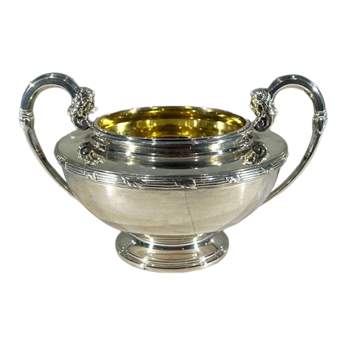 2 - EDWARD BARNARD & SONS LTD, AN EARLY 20TH CENTURY SILVER TEA SET, HALLMARKED LONDON, 1913
Comprising ... 