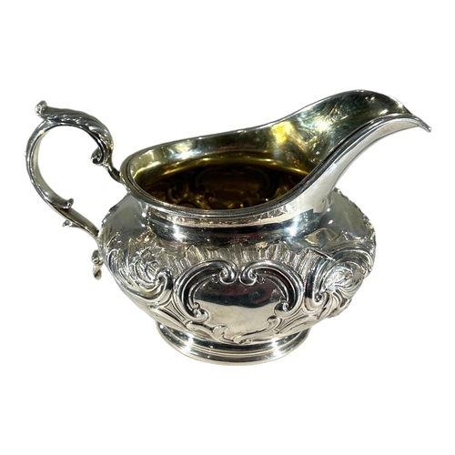 6 - J. WRANGHAM & WILLIAM MOULSON, A 19TH CENTURY WILLIAM IV SILVER MILK JUG, HALLMARKED LONDON, 1837
Re... 