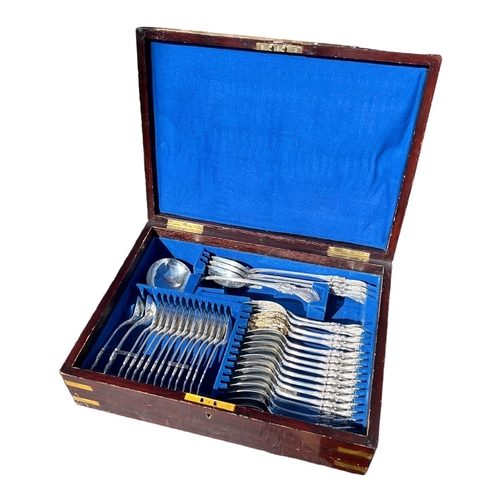 1 - JOHN ROUND & SON LTD, A CASED VICTORIAN SILVER CANTEEN OF CUTLERY, 82 PIECES, HALLMARKED SHEFFIELD, ... 