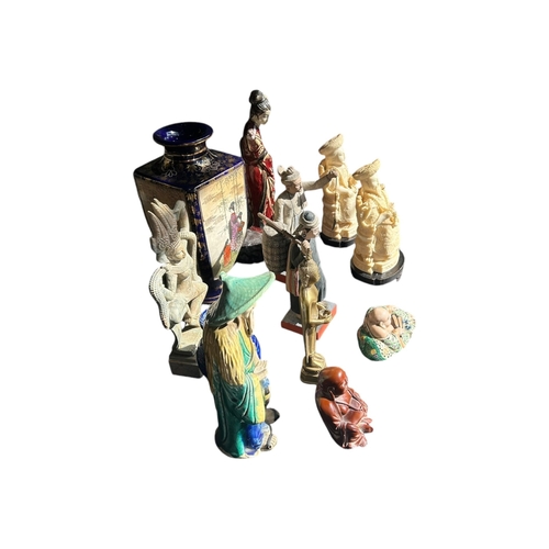 138 - A COLLECTION OF 20TH CENTURY CHINESE AND JAPANESE FIGURES AND VASE
To include a pair of Chinese resi... 