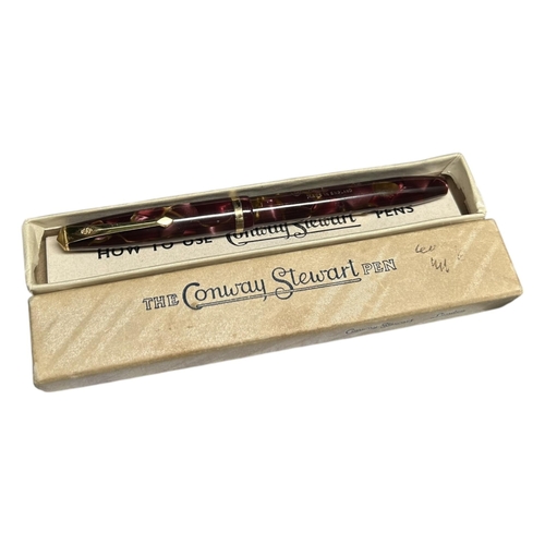 145 - CONWAY STEWART, 12 FOUNTAIN PEN
14ct gold nib, housed in original box.