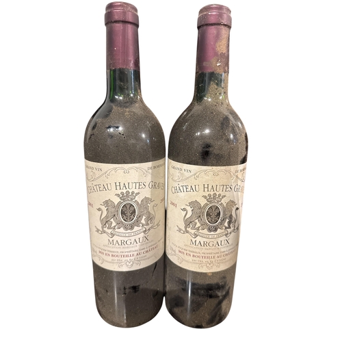 57 - CHÂTEAU CANTENANC BROWN. BOTTLE OF 2001 MARGAUX, TOGETHER WITH SIX OTHER BOTTLES
Comprising two Chât... 