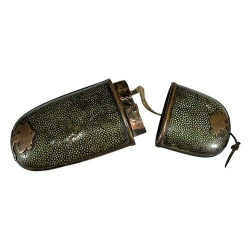 83 - A LATE 19TH/EARLY 20TH CENTURY CHINESE SPECTACLES AND SHAGREEN CASE
Having customs permissions wax s... 