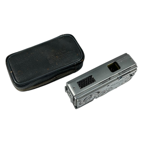 166A - MAMIYA-16 AUTOMATIC SUBMINIATURE SPY CAMERA AND CASE, 2488208. (11cm x 5cm x 3.3cm)