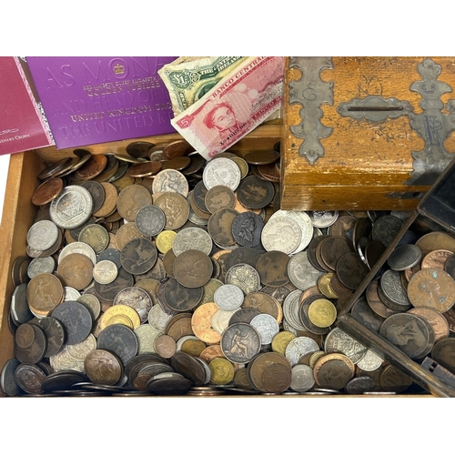 182A - A LARGE COLLECTION OF 19TH/20TH CENTURY COINS, MEDALS AND BANKNOTES
To include half-crowns coins, tw... 