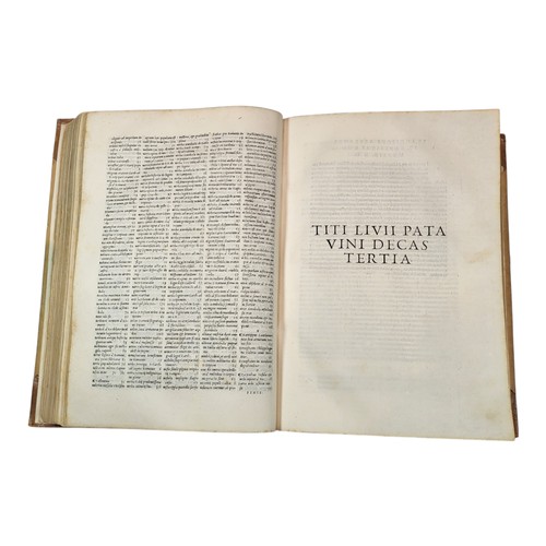 52 - Livius 
[Decades] Titus Ex XIIII. T. Livii decadibus [...]. Polybii libri V de rebus Romanis in lati... 