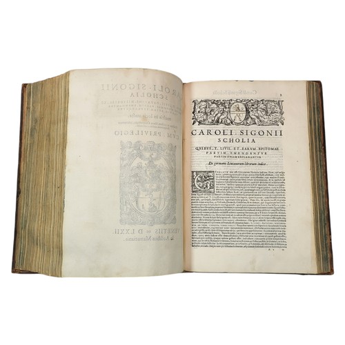 64 - Livius
Historiarum ab urbe condita, libri qui exstant XXXV cum universae historiae epitomis Caroli S... 