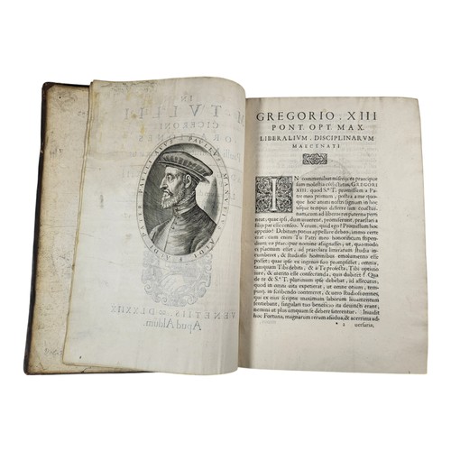 87 - Cicero
De rhetorica volumen primum (-secundum). 
Venice: Aldus, 1583; Epistolae familiares; epistola... 