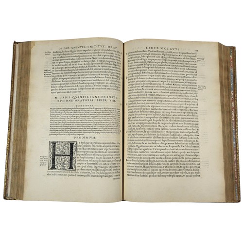 120 - Quintillianus (Marcus Fabius)
De institutione oratoria libri XII
... argumentisque doctissimi viri P... 