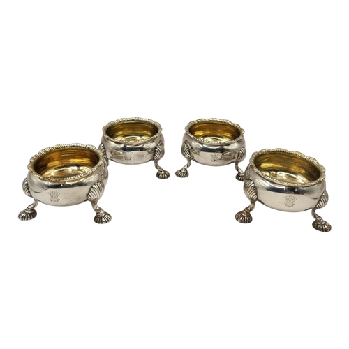 13 - DAVID HENNELL I, A SET OF FOUR 18TH CENTURY GEORGE II SILVER SALT CELLARS, HALLMARKED LONDON, 1752
C... 