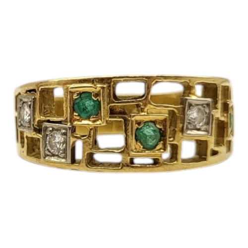 2 - JOHN DONALD, AN 18CT GOLD, EMERALD AND DIAMOND RING , CIRCA 1970 
Hallmarked London, 1972, having st... 