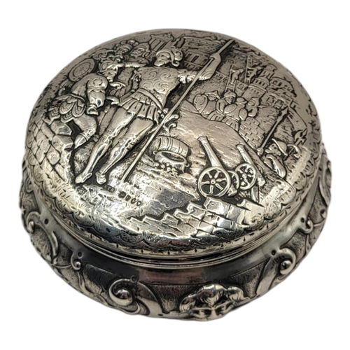 21 - EDWIN THOMPSON BRYANT, IMPORTED 19TH CENTURY DUTCH SILVER LIDDED POT, HALLMARKED LONDON, 1895
Lid de... 