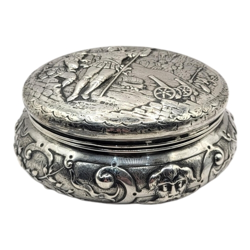 21 - EDWIN THOMPSON BRYANT, IMPORTED 19TH CENTURY DUTCH SILVER LIDDED POT, HALLMARKED LONDON, 1895
Lid de... 