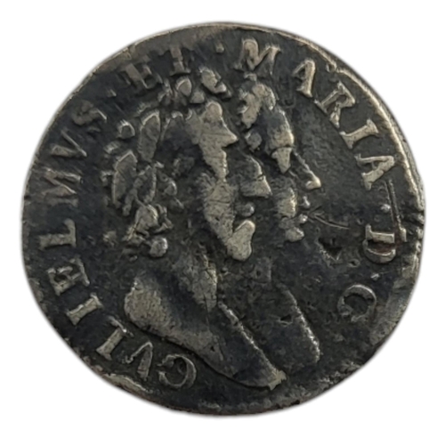 264 - A 17TH CENTURY BRITISH WILLIAM & MARY, 1689 - 1694, SILVER 3 PENCE COIN, DATED 1689
Conjoined laurea... 