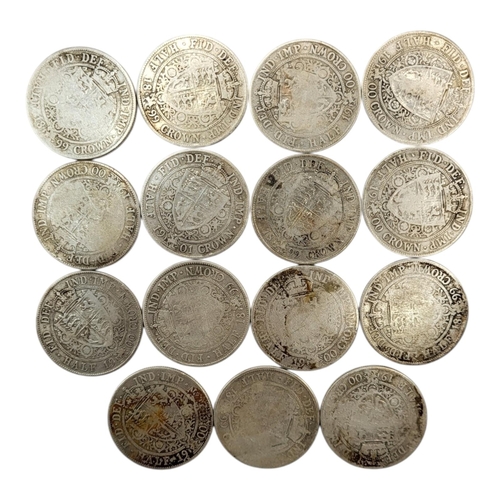 274 - FIFTEEN LATE 19TH CENTURY/EARLY 20TH CENTURY VICTORIAN SILVER HALF CROWNS, RANGING FROM 1899 - 1901
... 