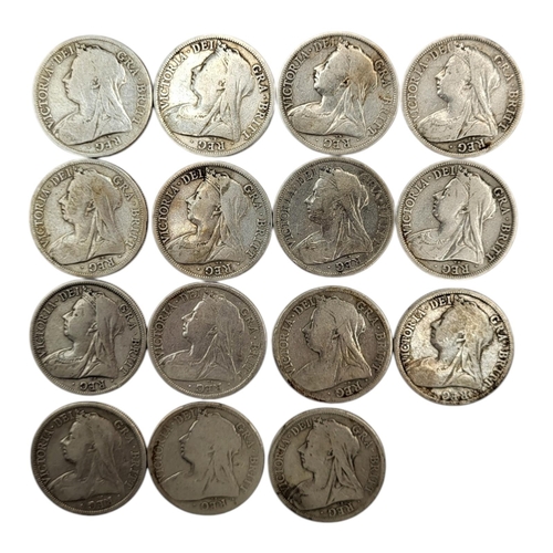 274 - FIFTEEN LATE 19TH CENTURY/EARLY 20TH CENTURY VICTORIAN SILVER HALF CROWNS, RANGING FROM 1899 - 1901
... 