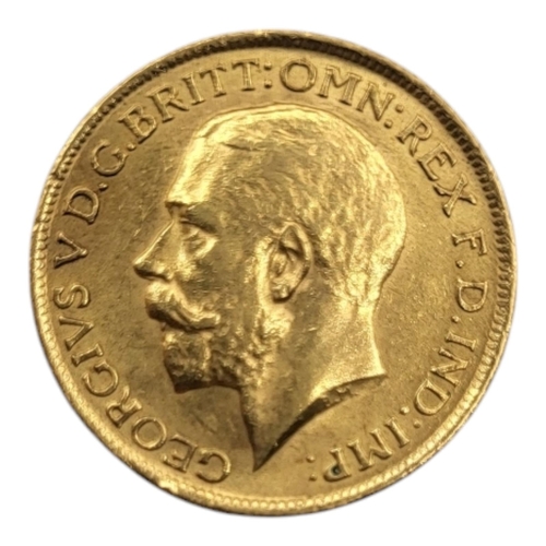 302 - A 22CT GOLD GEORGE V FULL SOVEREIGN, DATED 1913
Bust facing left.
(diameter 22mm, 8g)