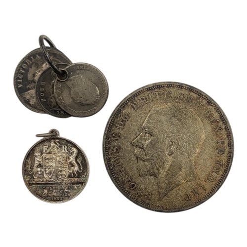 306 - A COLLECTION OF EARLY 19TH CENTURY AND LATER COINS, TO INCLUDE 1902 CORONATION SILVER PENDANT
Compri... 