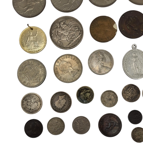 313 - FOUR GEORGE III & GEORGE IV SILVER COINS, TOGETHER WITH A COLLECTION OF VICTORIAN AND LATER COINS
Co... 