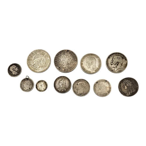 322 - A COLLECTION OF GEORGIAN, VICTORIAN AND LATER SILVER COINS
Comprising Victorian Half crown, 1900. Ur... 