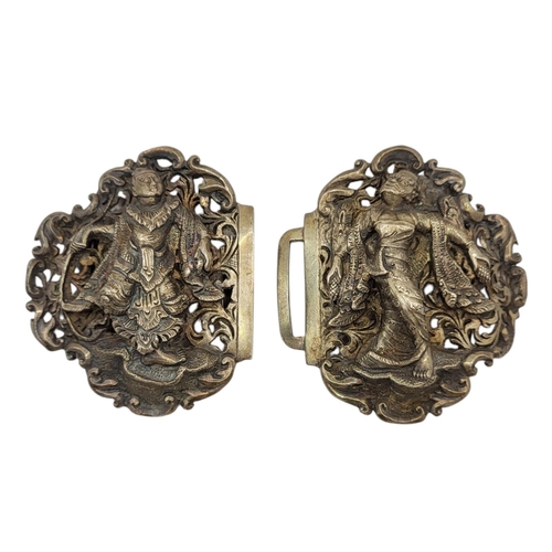 41 - A 19TH CENTURY BURMESE WHITE METAL BELT BUCKLE (WHITE METAL TESTED AS SILVER)
Having two Bodhisattva... 