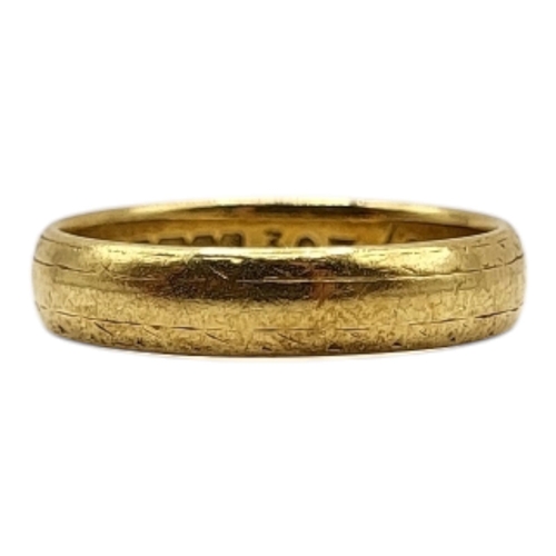 50 - CHARLES GREEN & SON LTD, AN 18CT YELLOW GOLD BAND RING, HALLMARKED BIRMINGHAM, 1966. 
(UK ring size ... 