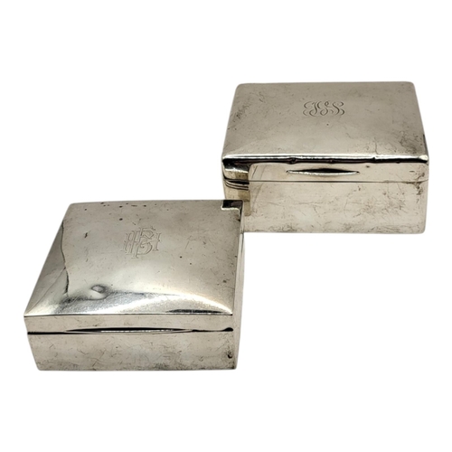 63 - GIBSON & CO. LTD, A GEORGE V SILVER CIGARETTE BOX, HALLMARKED LONDON, 1920. TOGETHER WITH ANOTHER SI... 