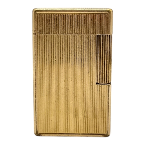 92 - ST. DUPONT, PARIS, A VINTAGE LIGNE 1 BS GOLD PLATED LIGHTER, CIRCA 1970.
(9208cm)