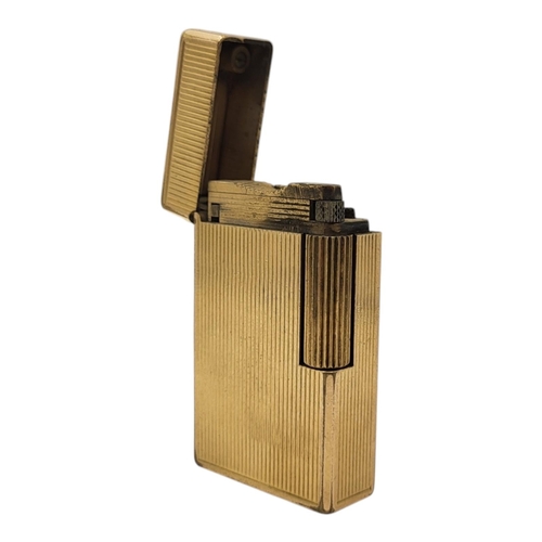 92 - ST. DUPONT, PARIS, A VINTAGE LIGNE 1 BS GOLD PLATED LIGHTER, CIRCA 1970.
(9208cm)