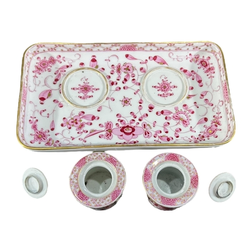 407 - A 19TH CENTURY MEISSEN PORCELAIN PINK INDIAN FLOWER PATTERN INKWELL, VASE AND PAIR OF CANDLESTICKS
A... 