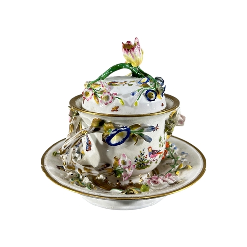 416 - COALBROOKDALE, AN EARLY 19TH CENTURY COALPORT PORCELAIN TWIN HANDLED LIDDED POT AND SAUCER
Decorated... 