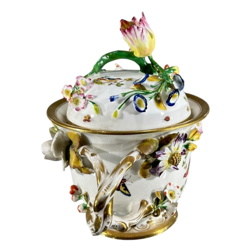 416 - COALBROOKDALE, AN EARLY 19TH CENTURY COALPORT PORCELAIN TWIN HANDLED LIDDED POT AND SAUCER
Decorated... 